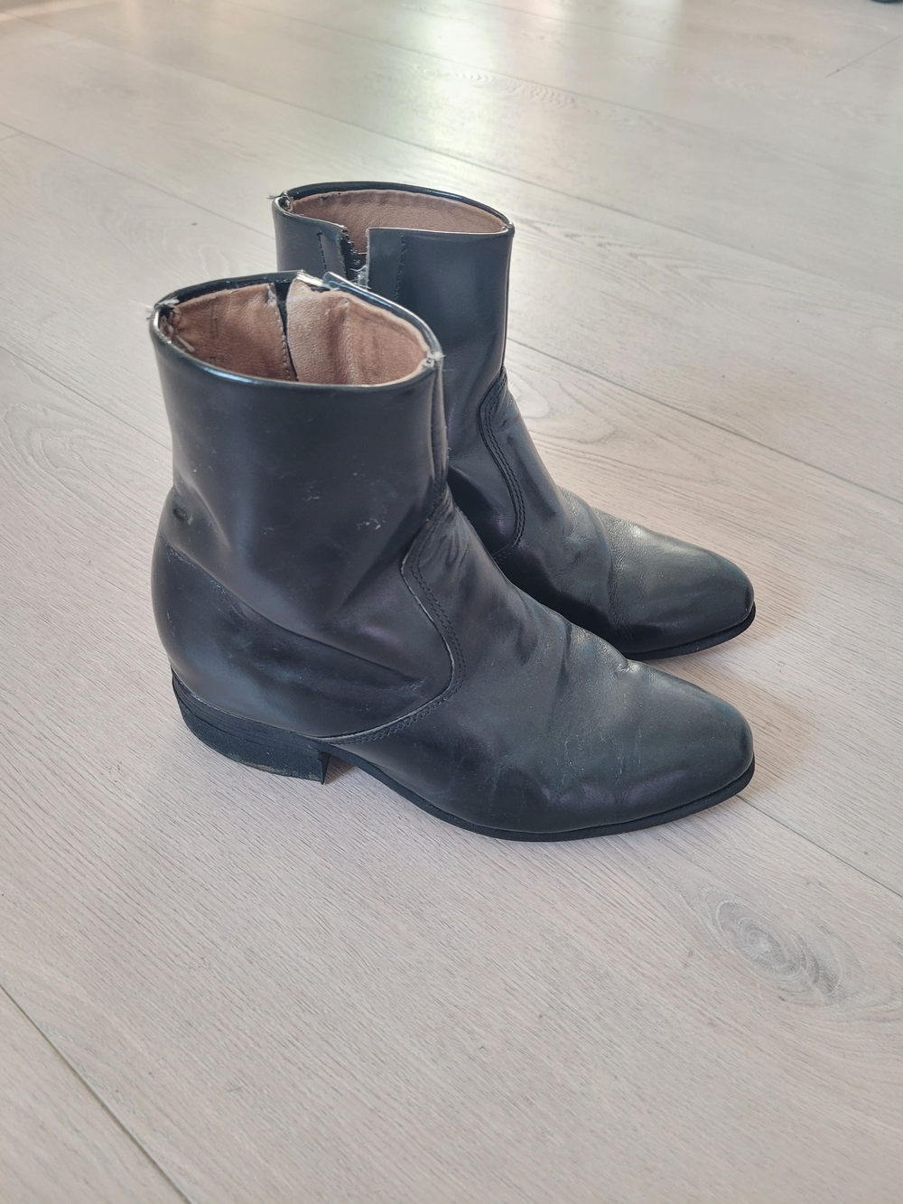 Black Leather Chelsea Ankle Boots
